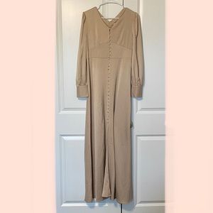 NWT Niswa Fashion Long Sleeve Satin Maxi Dress